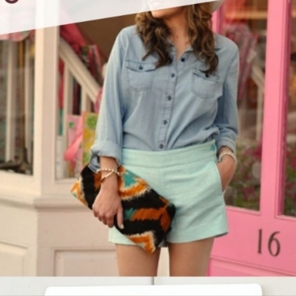 Lilly Pulitzer Pants - Lilly Puliter Sloan Tweed Shorts. Blue. Women’s Size 2.